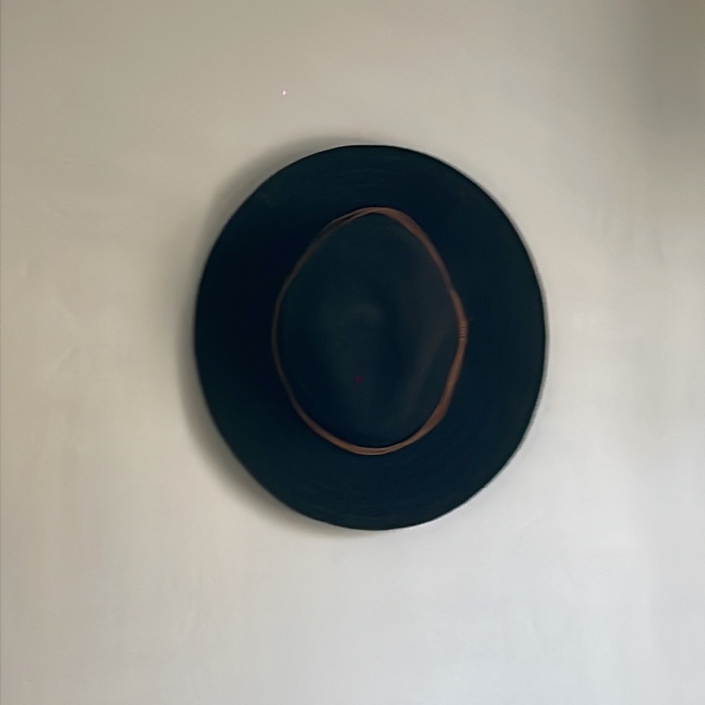 Urban Outfitters Black Hat with Brown Band - Picture 2 of 5